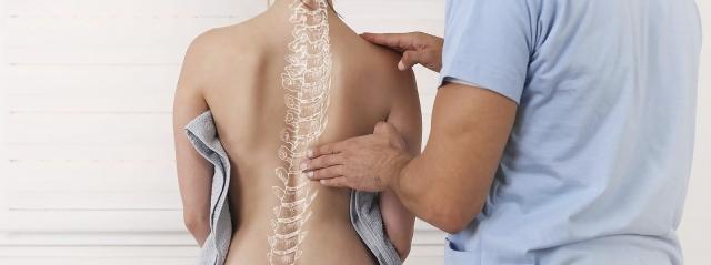 8 Signs You May Have Undiagnosed Scoliosis